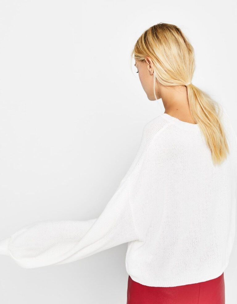 Oversized W Sweater - Image 5